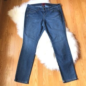 Torrid Skinny Denim Jeans Women's Plus Size 16
